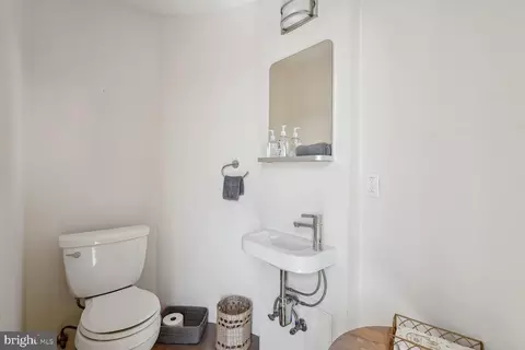 2351 Champlain St NW #P3, Washington, DC 20009 photo 21