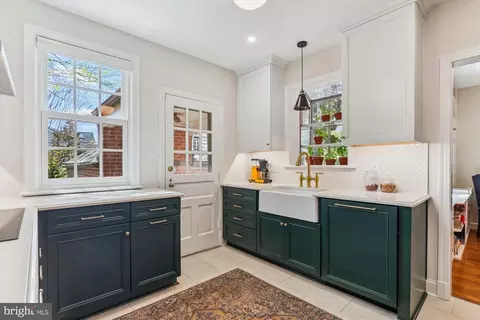 3568 Appleton St NW, Washington, DC 20008 photo 17