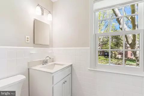 3568 Appleton St NW, Washington, DC 20008 photo 29