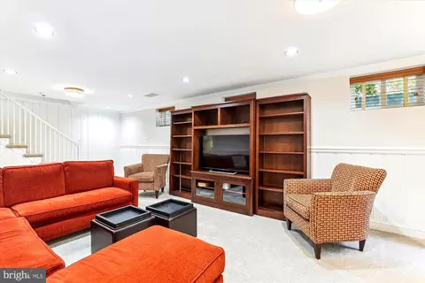 3568 Appleton St NW, Washington, DC 20008 photo 43