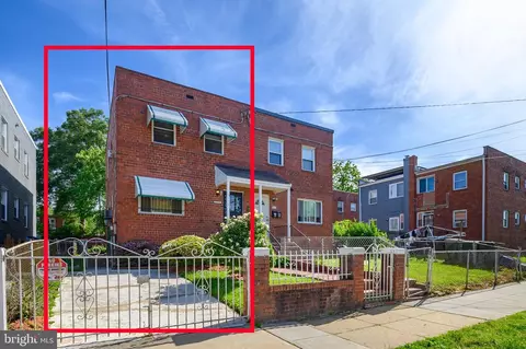 5115 Hanna Pl SE, Washington, DC 20019