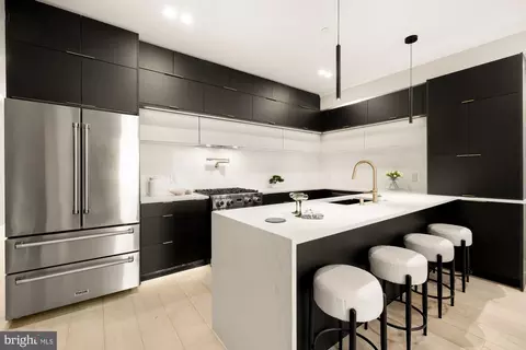 310 Varnum St NW #2, Washington, DC 20011
