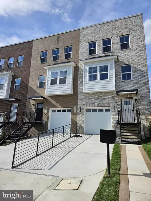 5106 Fitch St SE, Washington, DC 20019