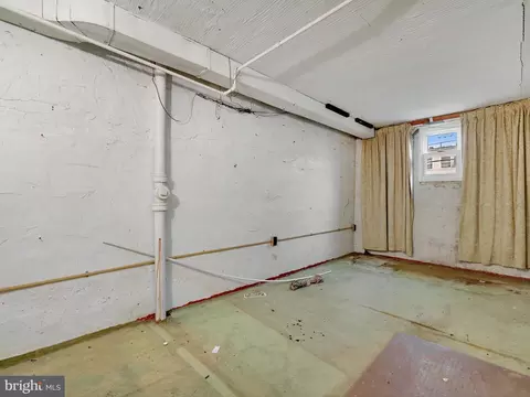 1742 Lyman Pl NE, Washington, DC 20002 photo 25