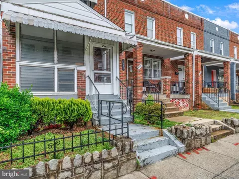 1742 Lyman Pl NE, Washington, DC 20002 photo 2