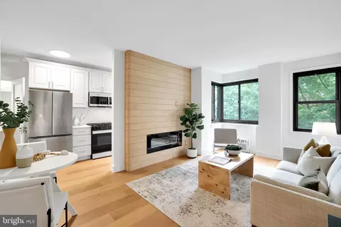 1010 25th St NW #405, Washington, DC 20037