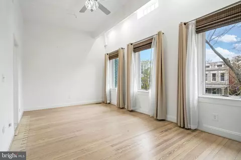 819 6th St NE, Washington, DC 20002 photo 23