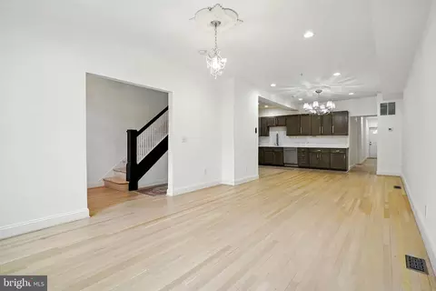 819 6th St NE, Washington, DC 20002 photo 6