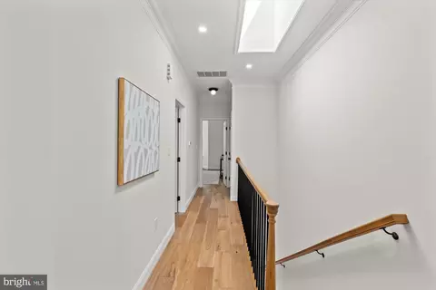 Entry Way - 608 9th St NE, Washington, DC 20002 photo 4 of 7
