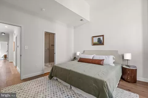 Bedroom - 608 9th St NE, Washington, DC 20002 photo 5 of 8