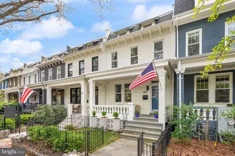 1711 Bay St SE, Washington, DC 20003