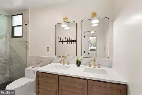 1711 Bay St SE, Washington, DC 20003 photo 24
