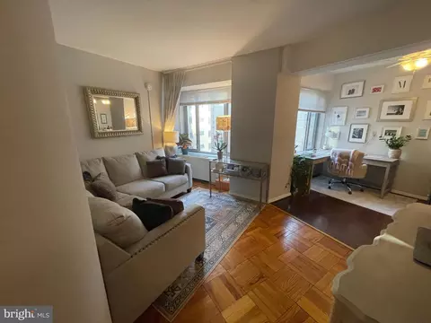 1711 NW Massachusetts Ave NW #502, Washington, DC 20036