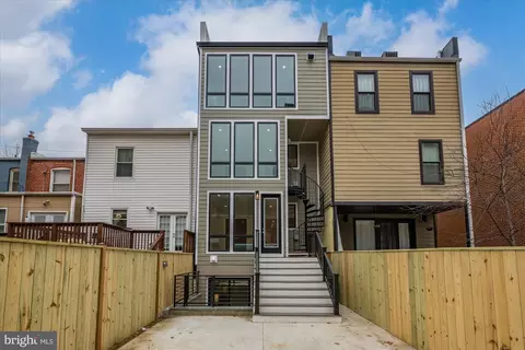 313 I NE #1, Washington, DC 20002 photo 32
