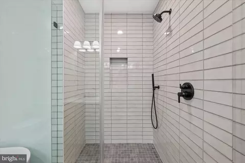 313 I NE #1, Washington, DC 20002 photo 26