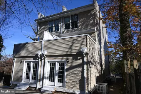 2728 22nd St NE, Washington, DC 20018