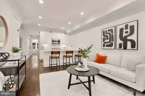 1717 Euclid St NW #2, Washington, DC 20009