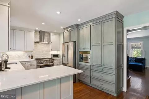 Kitchen - 1511 44th St NW, Washington, DC 20007 photo 2 of 7