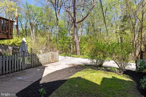 Exterior - 1511 44th St NW, Washington, DC 20007 photo 4 of 8