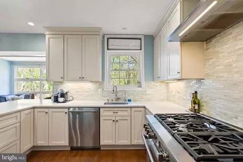 Kitchen - 1511 44th St NW, Washington, DC 20007 photo 5 of 7