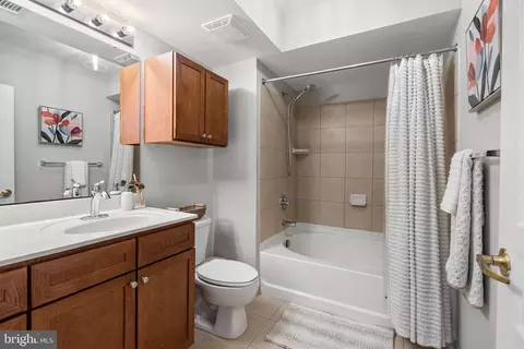 616 E Street St NW #1019, Washington, DC 20004 photo 10