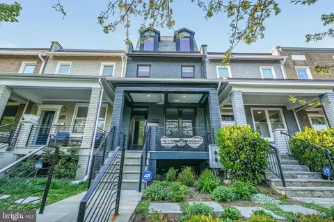 1728 D St SE #1, Washington, DC 20003 photo 2