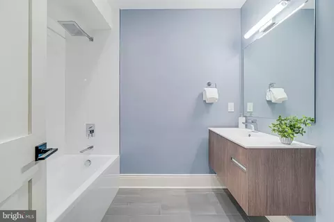 1728 D St SE #1, Washington, DC 20003 photo 17
