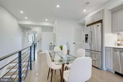 Entry Way - 1728 D St SE #2, Washington, DC 20003 photo 4 of 6
