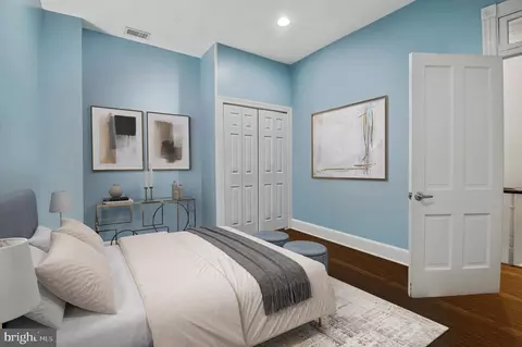 1330 35th St NW, Washington, DC 20007 photo 19