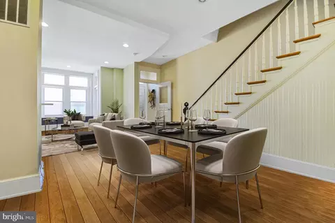1330 35th St NW, Washington, DC 20007 photo 12