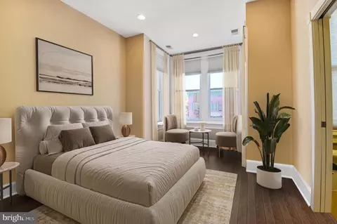 1330 35th St NW, Washington, DC 20007 photo 14