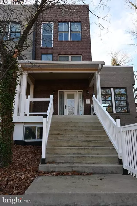 2730 22nd St NE, Washington, DC 20018