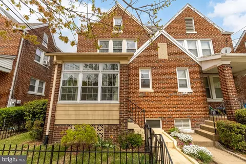 611 Powhatan Pl NW, Washington, DC 20011