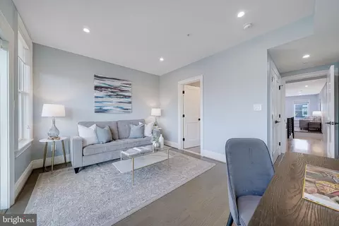1728 D St SE, Washington, DC 20003 photo 9