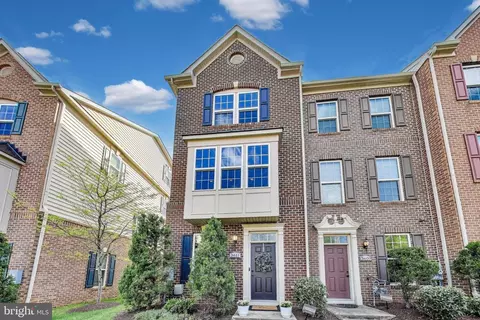 3611 Commodore Joshua Barney Dr NE, Washington, DC 20018