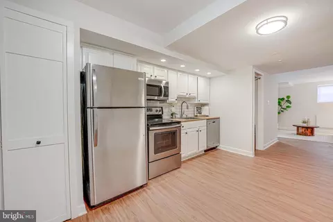 3426 16th St NW #T2, Washington, DC 20010