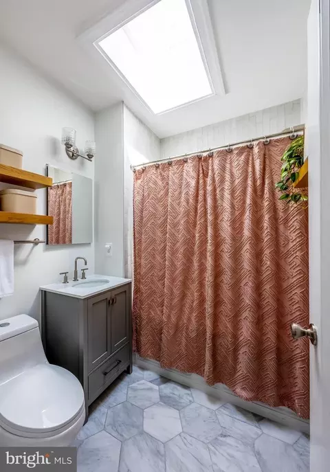 32 T St NE, Washington, DC 20002 photo 17