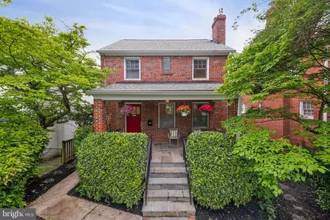 5219 Western Ave NW, Washington, DC 20015