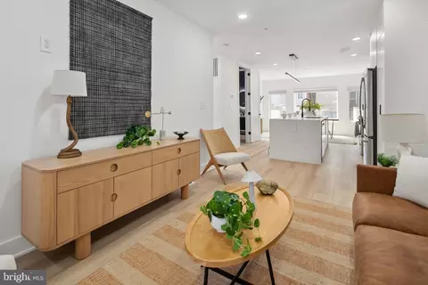 655 Morton Pl NE #1, Washington, DC 20002 photo 4