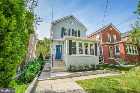 1523 Otis St NE, Washington, DC 20017