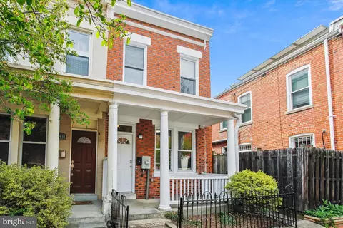 342 Oakdale Pl NW, Washington, DC 20001