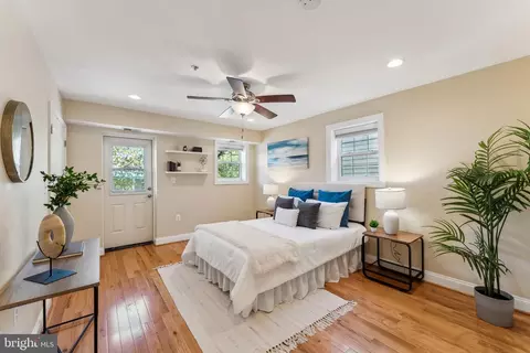 754 Park Rd NW #3, Washington, DC 20010