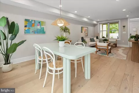 1007 I St SE, Washington, DC 20003 photo 17