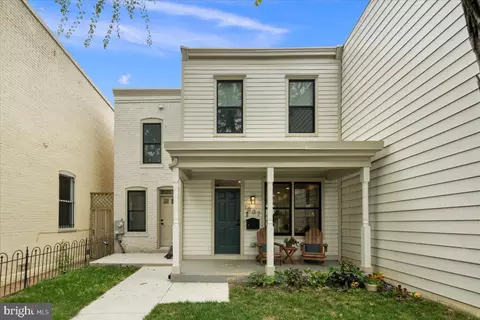 1007 I St SE, Washington, DC 20003 photo 52