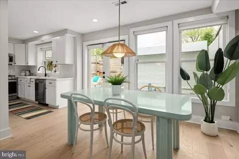 1007 I St SE, Washington, DC 20003 photo 15