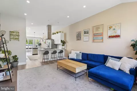 429 20th St NE #2, Washington, DC 20002 photo 3