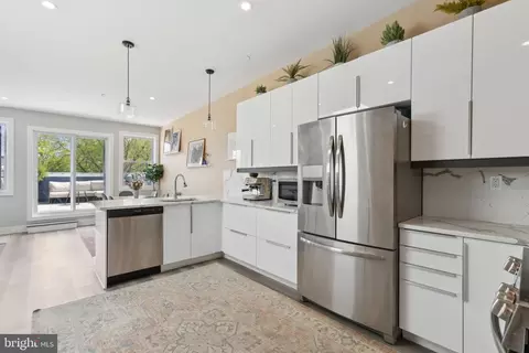 429 20th St NE #2, Washington, DC 20002 photo 9