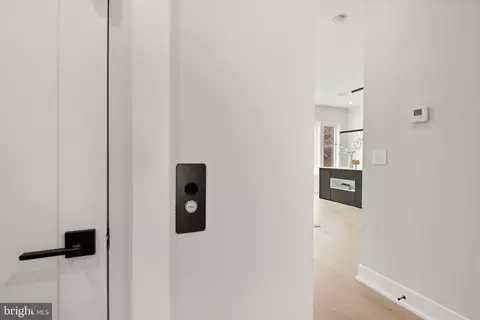 Entry Way - 1610 Foxhall Rd NW, Washington, DC 20007 photo 7 of 11
