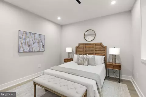 Bedroom - 1610 Foxhall Rd NW, Washington, DC 20007 photo 1 of 6