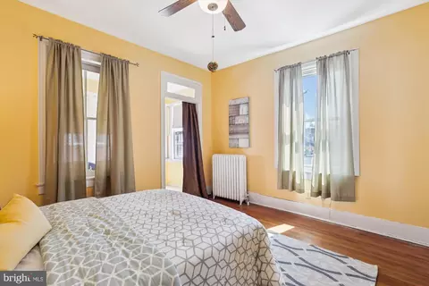 Bedroom - 1002 C St NE, Washington, DC 20002 photo 4 of 6